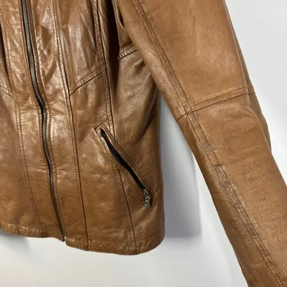 Sold - Picture 5 of 16